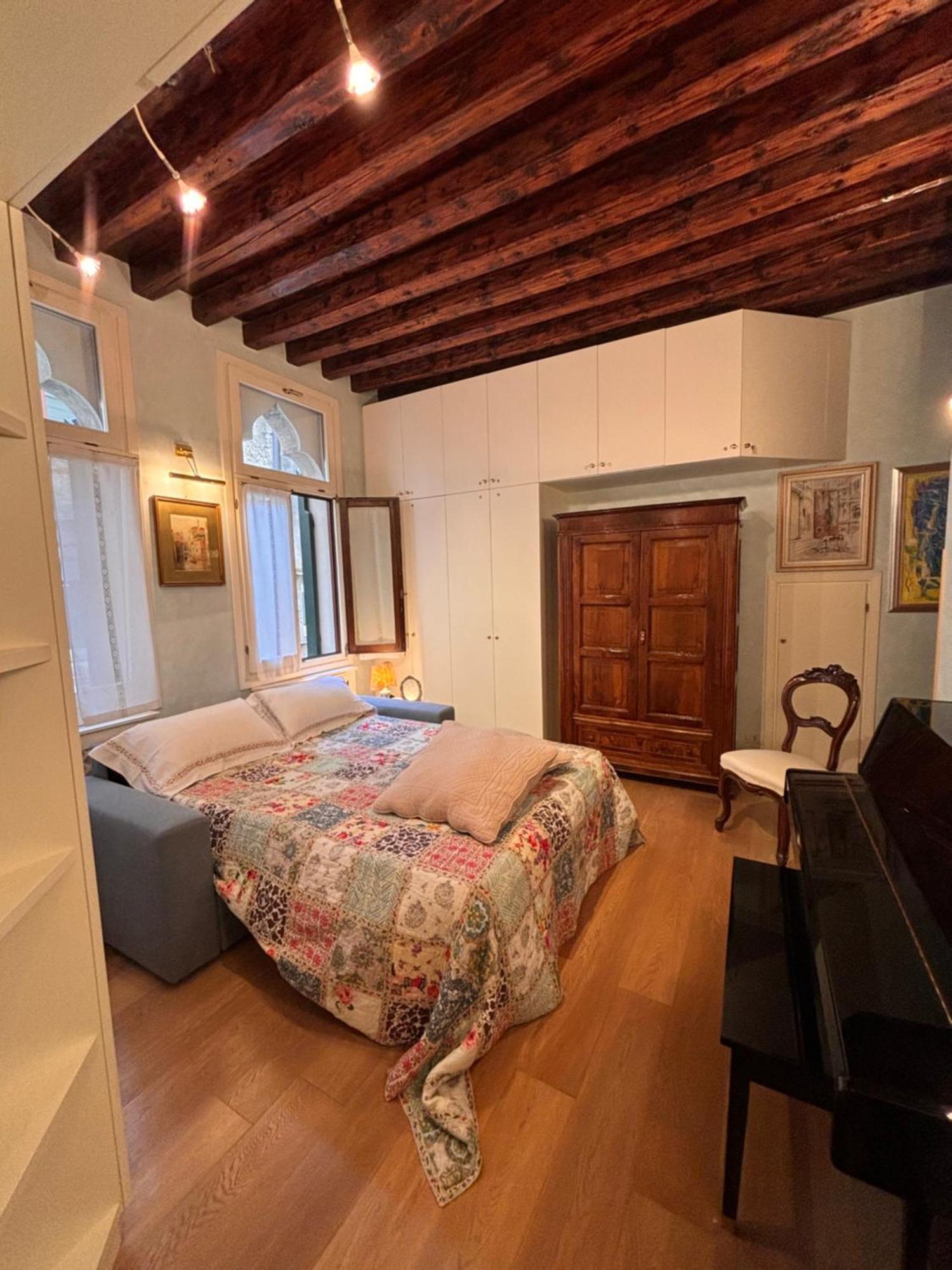 Albrizzi Charme Apartment Venedig Exteriör bild